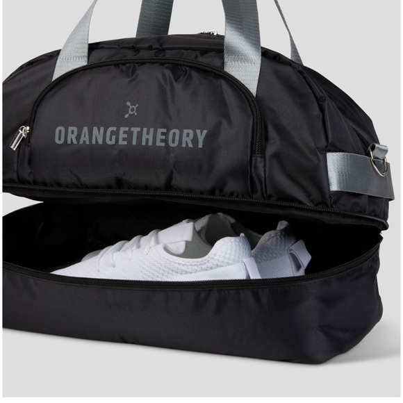 Black duffel bag - Picture 2 of 5